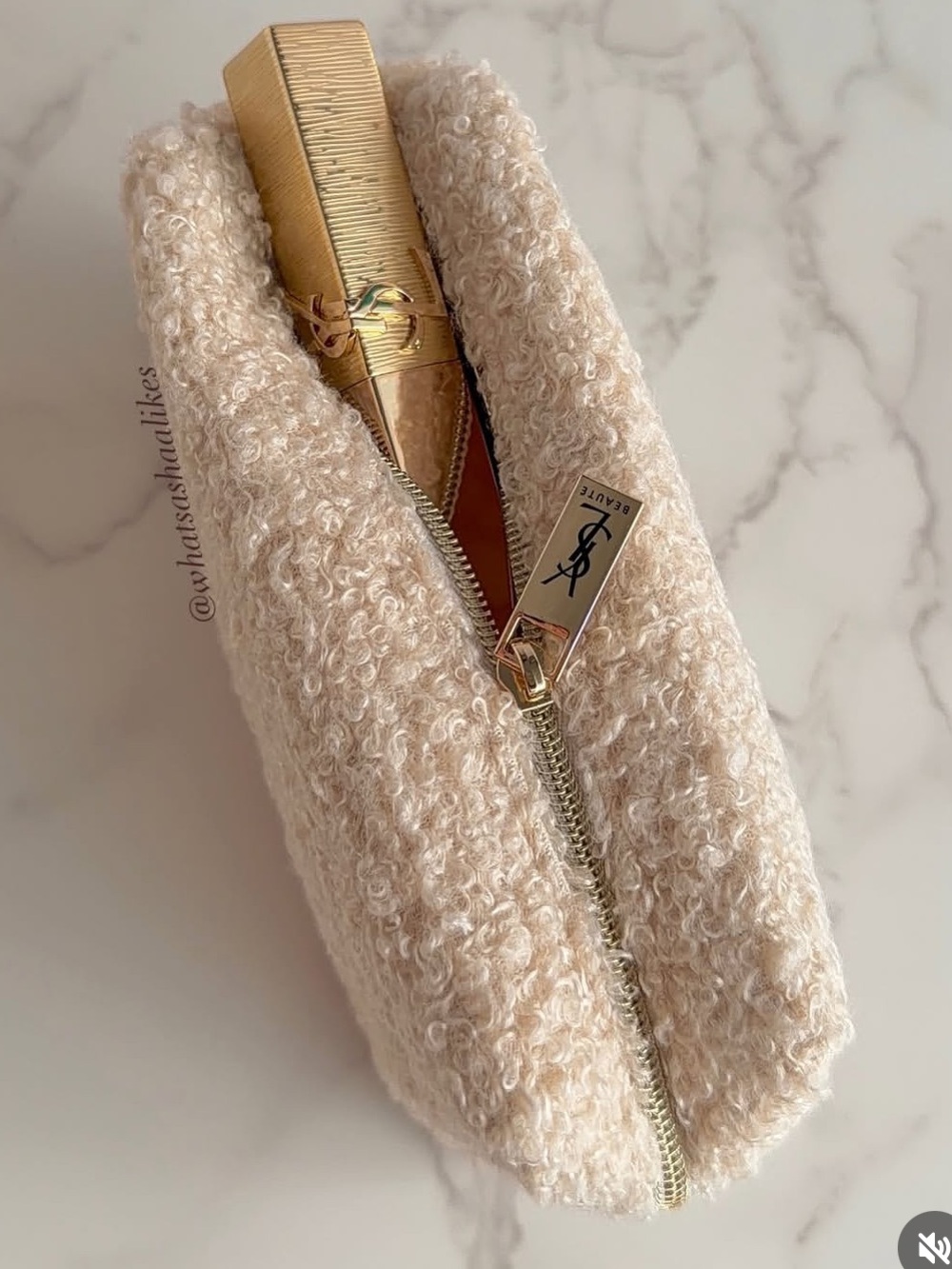 Yves Saint Laurent Cream Bouclé Small Trousseau Case with Stunning Gold Logo - Picture 12 of 13